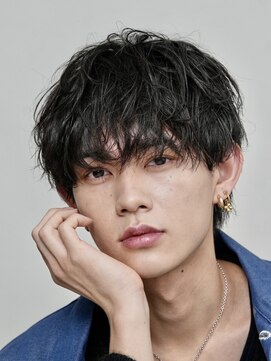 テン 心斎橋(tenn.) 難波シャドウパーマメンズマッシュウルフカット波巻きパーマ色気