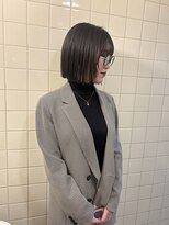 レジーロ (Regilo)&nbsp;切りっぱなしボブ/顔まわりレイヤー/ぱっつん前髪