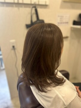 レーヴ(REVE) 軽やかにまとまるレイヤースタイル