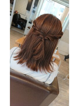 ウィービーパセリ atre川越店(WE BE PARSLEY) ヘアアレンジ♪【担当 木村沙織】