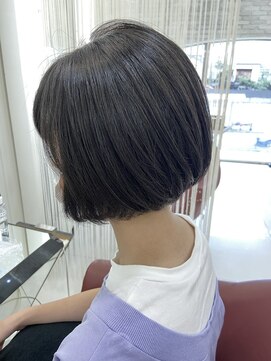 クオリス 赤塚店(QUALIS) 10代20代30代/小顔/大人可愛い/切りっぱなし/ワンレンボブ