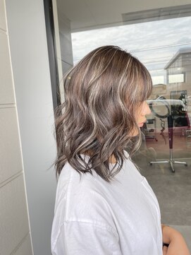 ナンバー(number+) 20代30代ハイライトバレイヤージュブリーチ立体感透け感