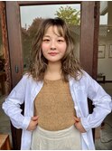 グレージュ×ミディアム