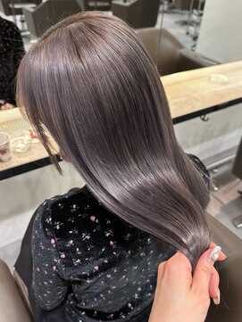 ベレーザ 渋谷(BELEZA) 3790ニュアンスカラーシルキーベージュ艶髪ハイトーンカラー