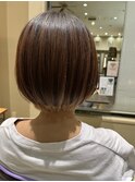 ショートボブ