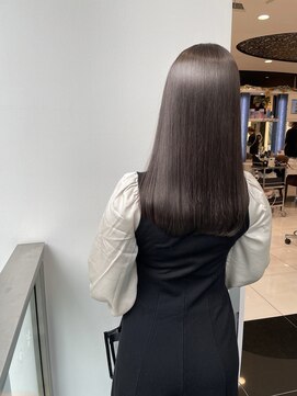 キュア 表参道(CURE) 黒髪/グレージュカラー/ココアベージュ/ヘルシーロング[表参道]