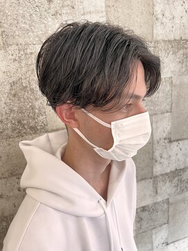 ヘアーメイクスタジオ ライフセカンド(HAIR MAKE STUDIO LIFE 2ND) センターパート