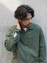 ツイストスパイラルパーマ×刈り上げマッシュで男らしさ◎