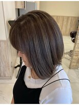 グランデュール 焼津店(GRANDEUR)&nbsp;ハイライト ハイライトグレー ハイライトグレージュ 白髪ぼかし