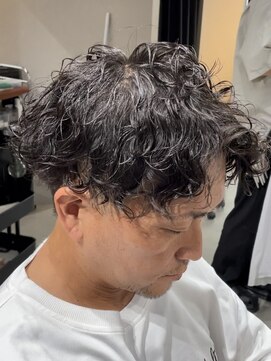 ブルニール 心斎橋(BLEUNIR) かき上げヘアオールバックツーブロックビジネススパイラルパーマ