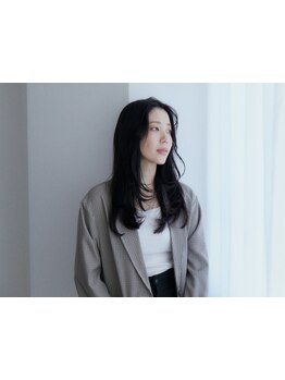 【吉祥寺駅徒歩5分】【コスメ縮毛矯正＋カット\8500】毛先まで柔らかな質感／自然なストレートが魅力♪