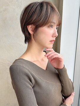 アフロート ルヴア(AFLOAT RUVUA) イメチェン/ハッシュカット/フルバング/似合わせカット/韓国ヘア