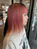ティー リュクスボーテ(T LUXE BEAUTE)&nbsp;Pail Pink × Skin Fade Bangs