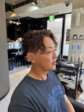 アイズ 海老名(AIZU) サーフカール スパイラルパーマ 海老名パーマ メンズ 眉毛