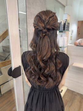ハイル(KHAIR) ハーフアップ/ハーフアップアレンジ/ヘアアレンジ／西梅田