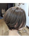前下がりボブ