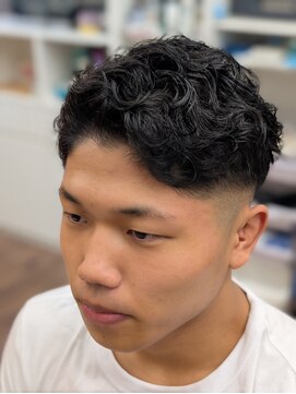 トリイ(TORII) ローフェード・バックスタイルパーマ