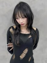 アイヴァン(AIVAN) ハッシュカット ミディアムレイヤー 顔周りレイヤー i