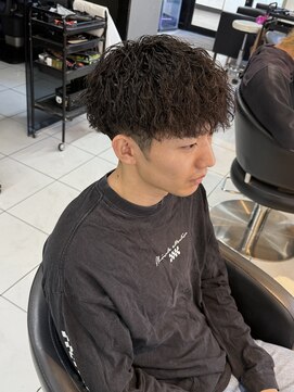 ラヴィット 横浜店(LUVIT) ツイストスパイラルパーマ メンズパーマ 横浜 メンズカット