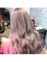 カルフール ロコ 草加西口店(Carrefour LOCO) ハイトーンシルバーアッシュ×エクステ