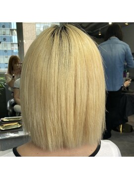 ヴィオラスバイポッシュ ギンザ(Violus by Posh GINZA) 髪質改善byサイエンスアクア