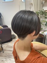 ロエネ(LOENE)&nbsp;【ルイstyle】女性も！クールな刈り上げショート♪