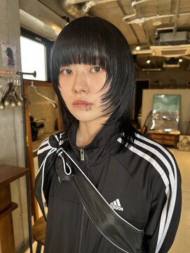 ソイリウム 下北沢(soi rium) マッシュウルフ_レイヤーボブ_ブルーブラック