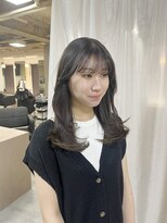 ユーリ(juli)&nbsp;アッシュグレー×レイヤーカット