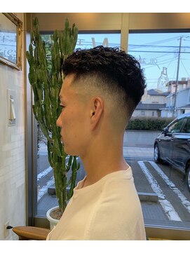 ヘアーフェロー HAIR fellow スキンフェード