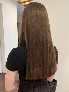 ローネス(LONESS) 深みのあるマロンブラウン/ぷつっとカット