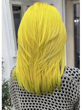 リヴィエラ 西日暮里店(Riviera) イエロー