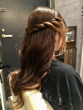 フルーヴ(Fleuve) アレンジすると可愛さUP×インナーカラーオレンジベージュ♪