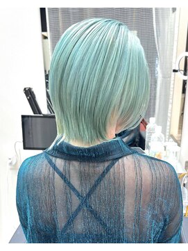 ワク 岡崎店(waku) エメラルドグリーン