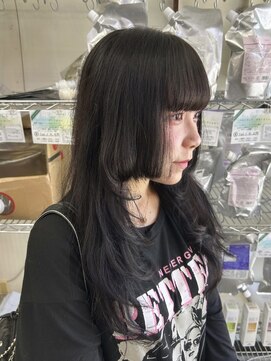 チューズデー(TUESDAY) レイヤーカット