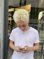 アウラ(AURA)&nbsp;スパイキーショートハイトーンケアブリーチ