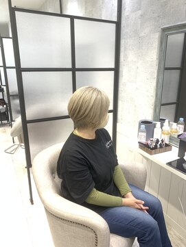 イーズ バイ インス(Yeeee.s by INCE) 白髪ぼかし/白髪改善カラー/ショート/透明感カラー/脱白髪染め