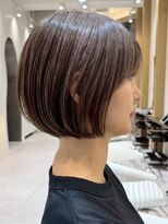 ソワネ 表参道(soigne) 表参道白髪ぼかし顔周りレイヤーくびれショートボブアッシュ40代