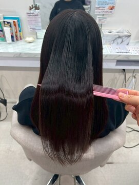 ビフォーアフターあり/髪質改善/ストレート/ロング【山田 真子】