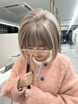 エトワール(ETOILE)&nbsp;ミルクティーベージュ/ホワイト/デザインカラー/ボブ/ブリーチ