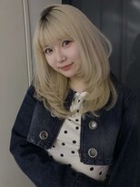 アイヴァン(AIVAN) ミディアムレイヤー ホワイトブロンドi