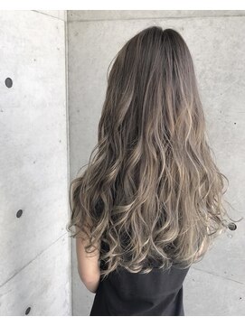 サニーグレイス シエリー(SUNNY GRACE × Cherie) ハイライトカラー