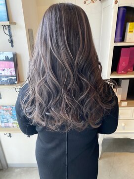 ヘアーデザイン シュシュ(hair design Chou Chou by Yone) ☆chouchou☆ハイライト×グレージュ