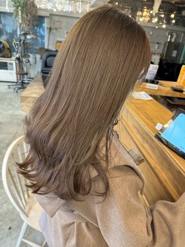 ウィークエンド(WEEKEND) ブリーチ+カット+トリートメント【￥23900~】