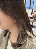 インナーカラーベージュ×オリーブベージュ＊サイドバング