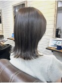 【Liko　池袋東口店】グレージュ　透明感　外ハネミディ　艶髪