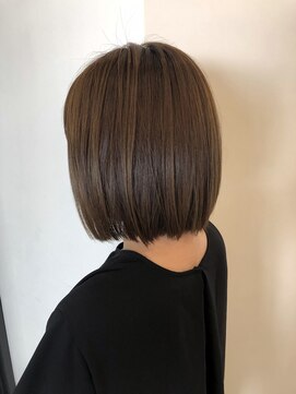 ニューカマー バイ ヘッドライト シブヤ(NEW COMER by HEADLIGHT shibuya) ナチュラルブラウン×ショートスタイル