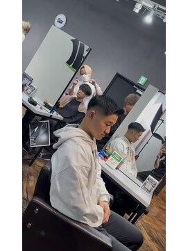 スキル(SKILL) 【SKILL】メンズカット/パーマ/ブリーチ/眉毛/フェザーアップ