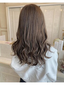 ロージアバイアルティナ(ROSIER by artina) シアベージュ［ROSIER町田］