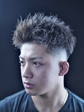 スキル(SKILL) 刈り上げ、束感に拘ったツーブロックベリーショート