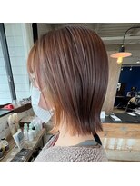シン(shin)&nbsp;イヤリングカラー/ミディアムヘア/ベージュカラー